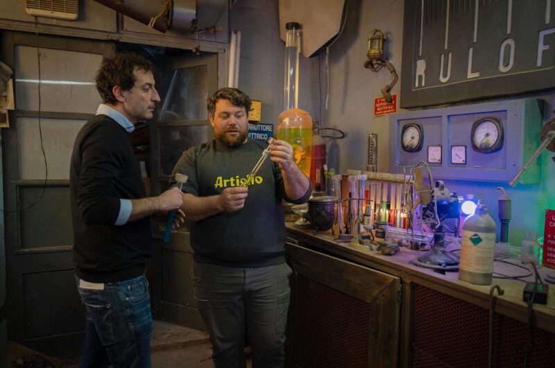 Nicola Fossati di Wilbra nel laboratorio di Rulof Fai Da Te